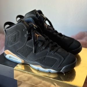 Jordan 6 Retro “DMP” GS / Youth size 6 slightly worn black/gold